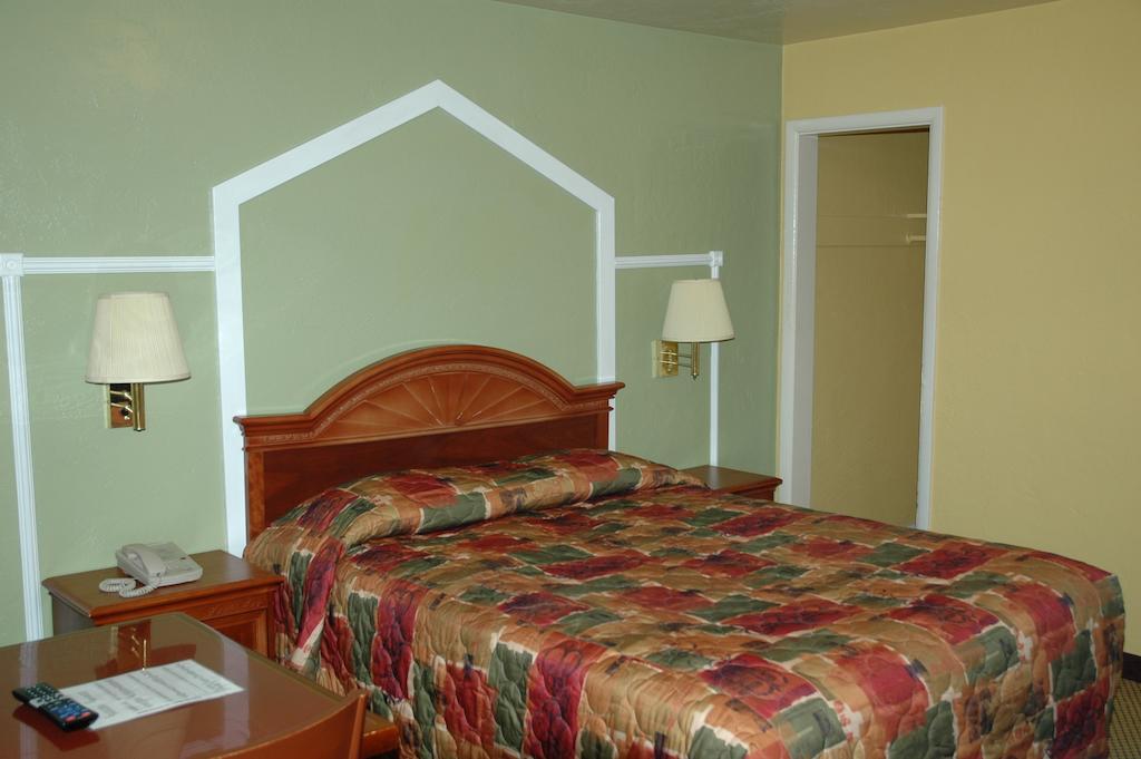 El Dorado Motel Питсбърг Стая снимка