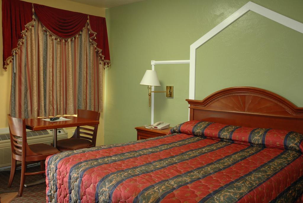 El Dorado Motel Питсбърг Стая снимка